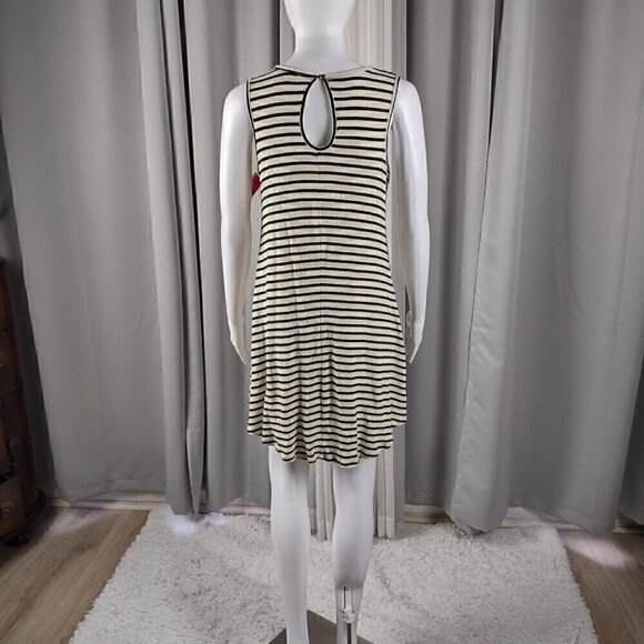 Xhilaration Black & Cream Lightweight Stretchy Striped Tank Top Dress Sz S (NWT) - Picture 3 of 10